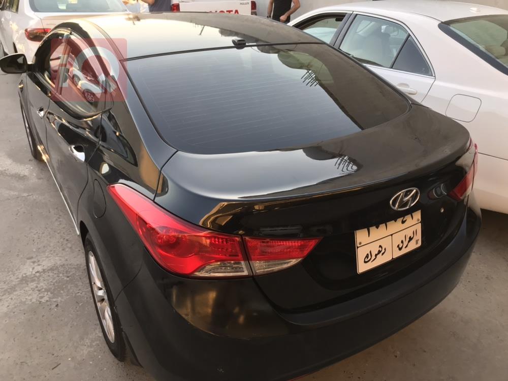 هیوندای ئەلەنترا